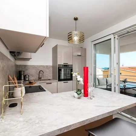 شقة Sea View Bartula